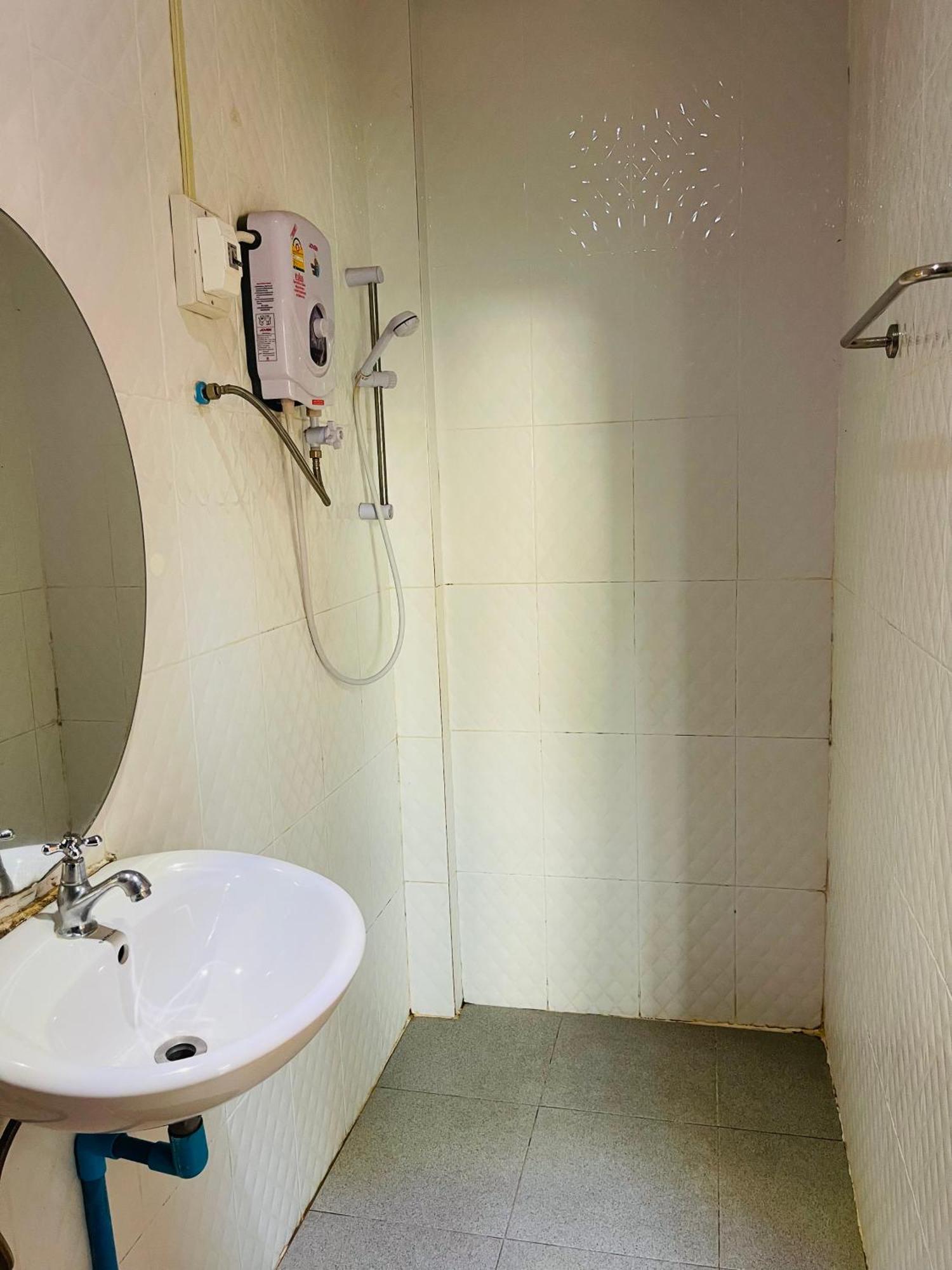 Vang Vieng Guesthouse 외부 사진