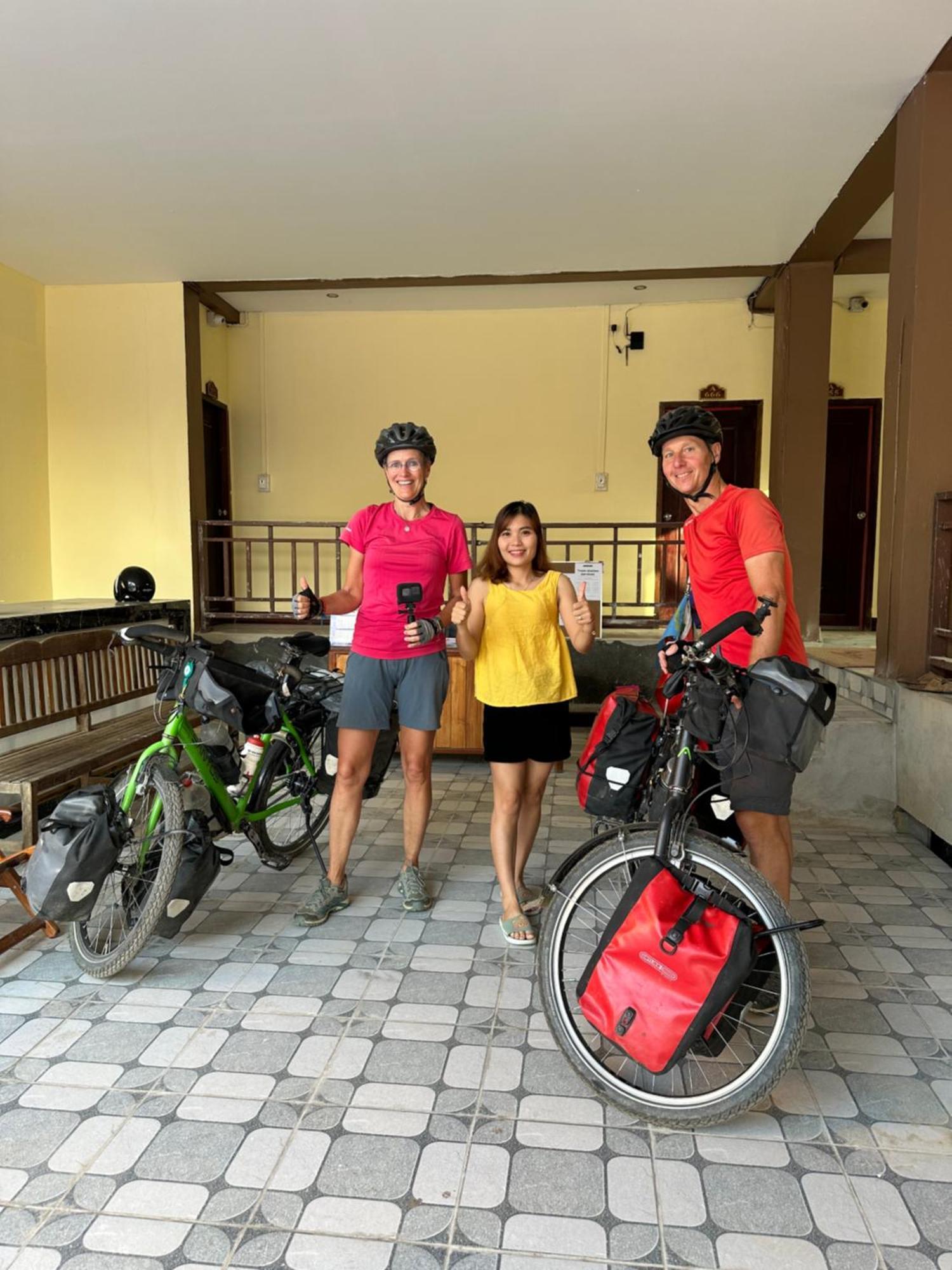 Vang Vieng Guesthouse 외부 사진
