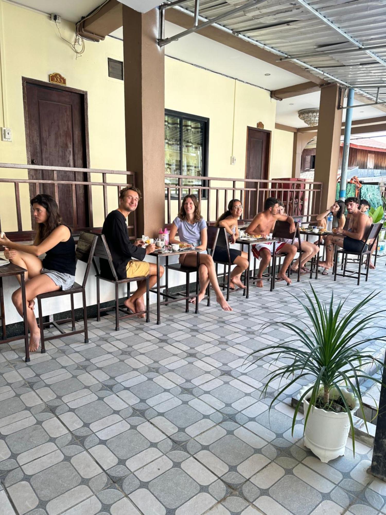 Vang Vieng Guesthouse 외부 사진