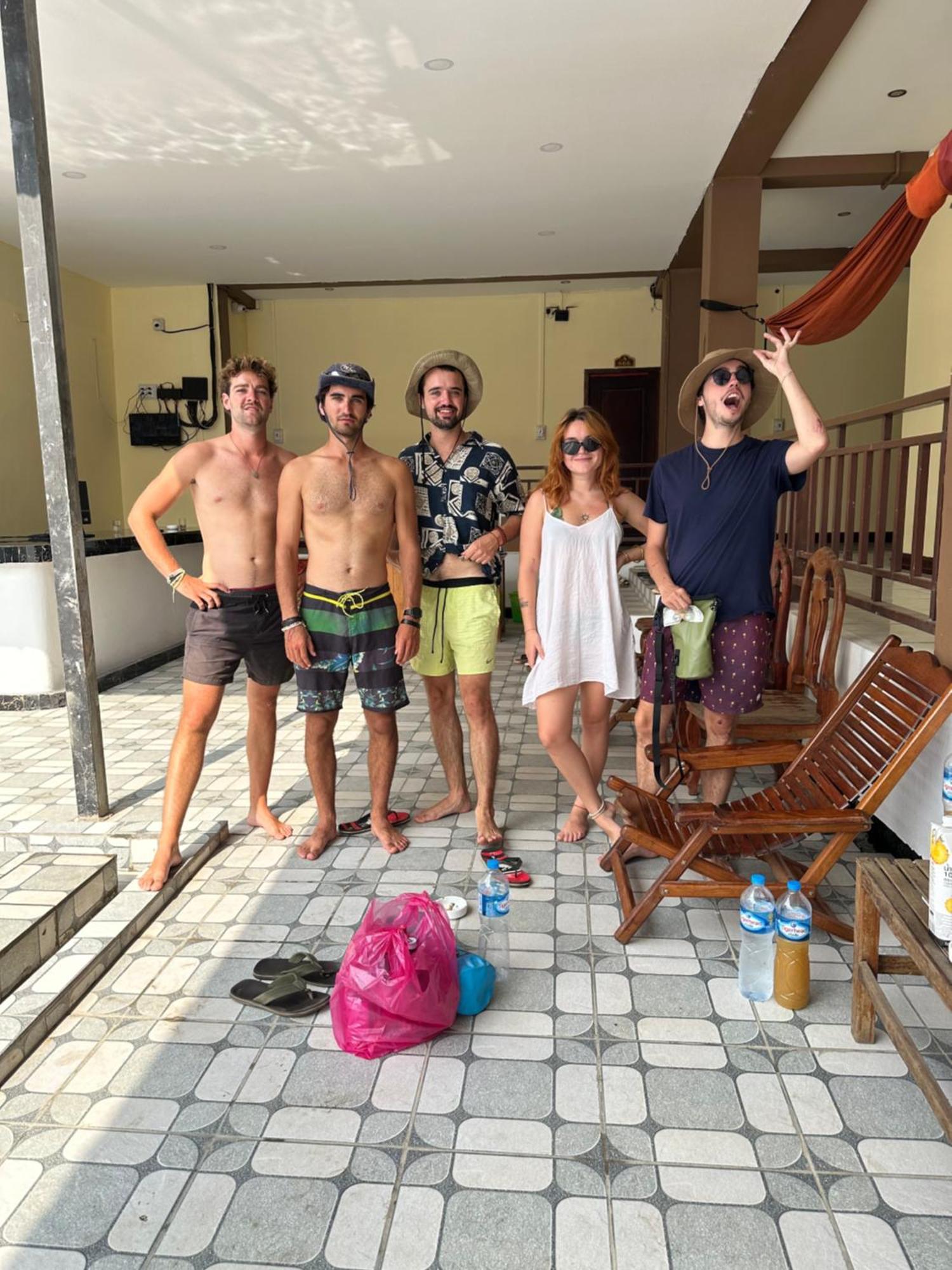 Vang Vieng Guesthouse 외부 사진